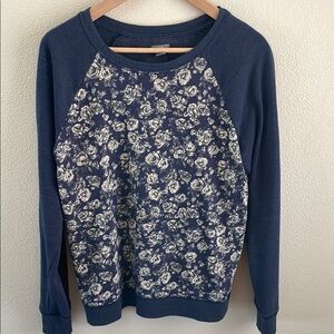 Aerie floral print navy blue crewneck sweatshirt | size M